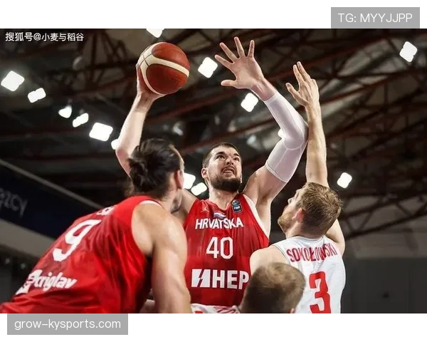回场规则差异解析:NBA与FIBA在球权转换时的回场判罚标准有何不同? 回场规则差异解析:NBA与FIBA在球权转换时的回场判罚标准有何不同?