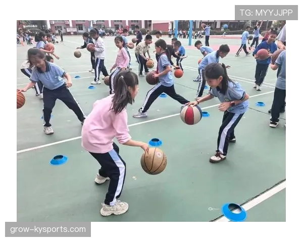 篮球二次运球怎么判定?一文说清 篮球二次运球怎么判定?一文说清